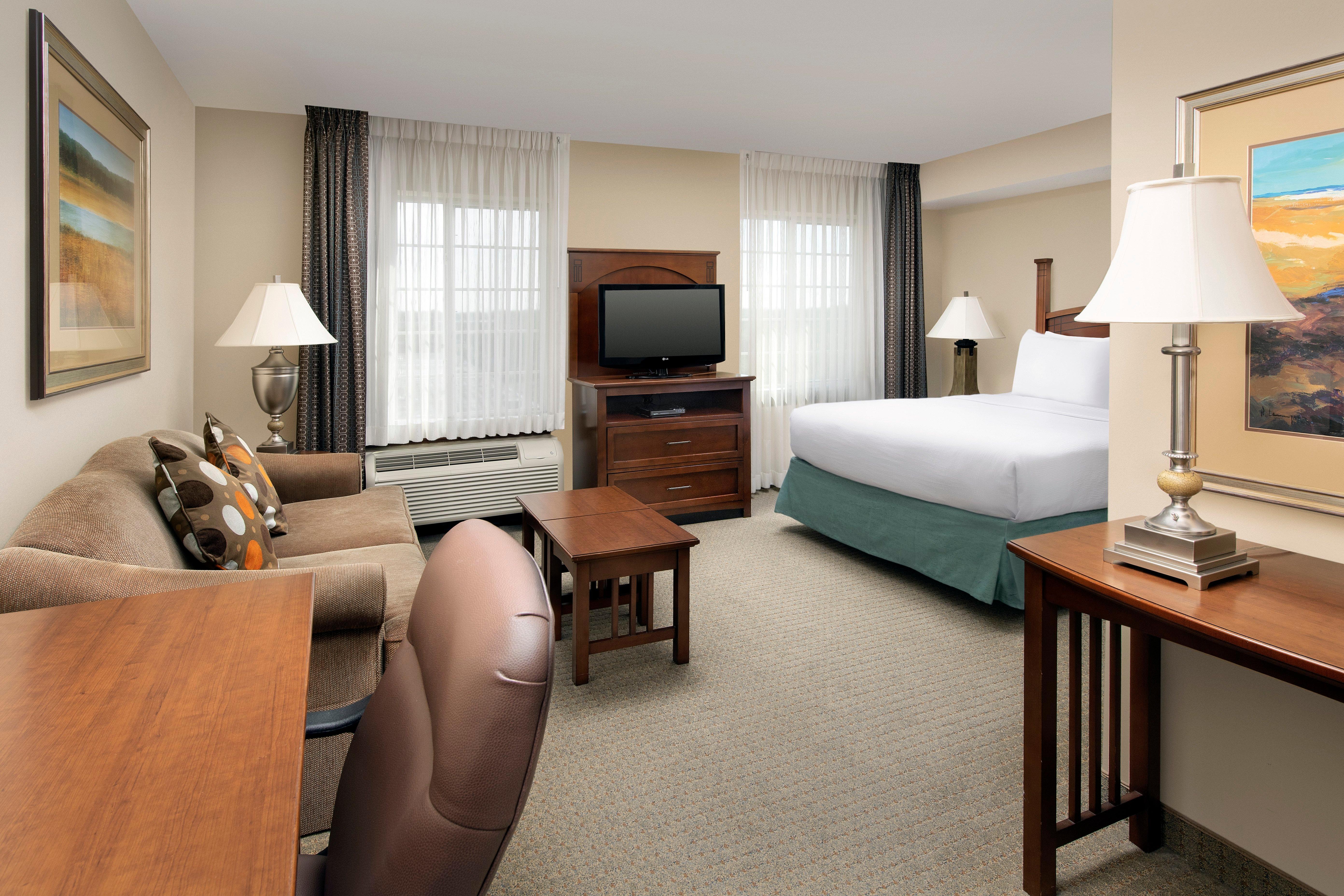 Staybridge Suites North Brunswick, An Ihg Hotel Bagian luar foto